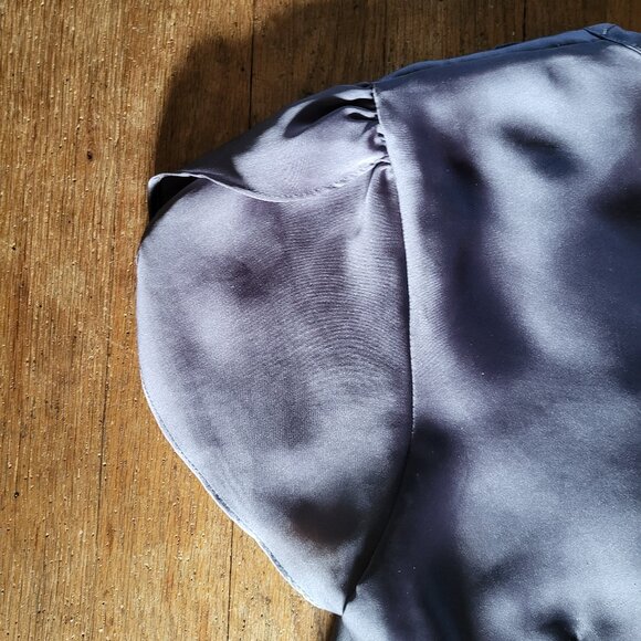 Allison Taylor Petite Ruffle Neck Blouse - Petite Medium - EUC - Picture 3 of 5